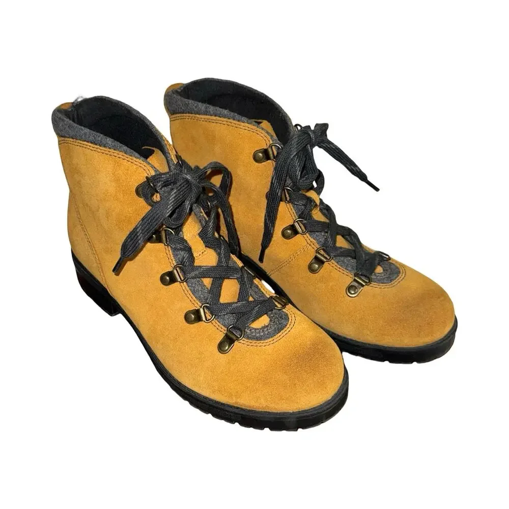 Clarks Women's‎ Lumberjack Suede Hiking Ankle Boots Size US 10 EU 41.5