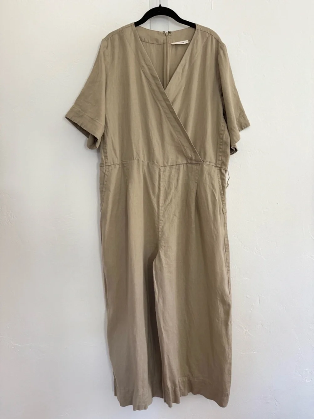 Everlane jumpsuit relaxed