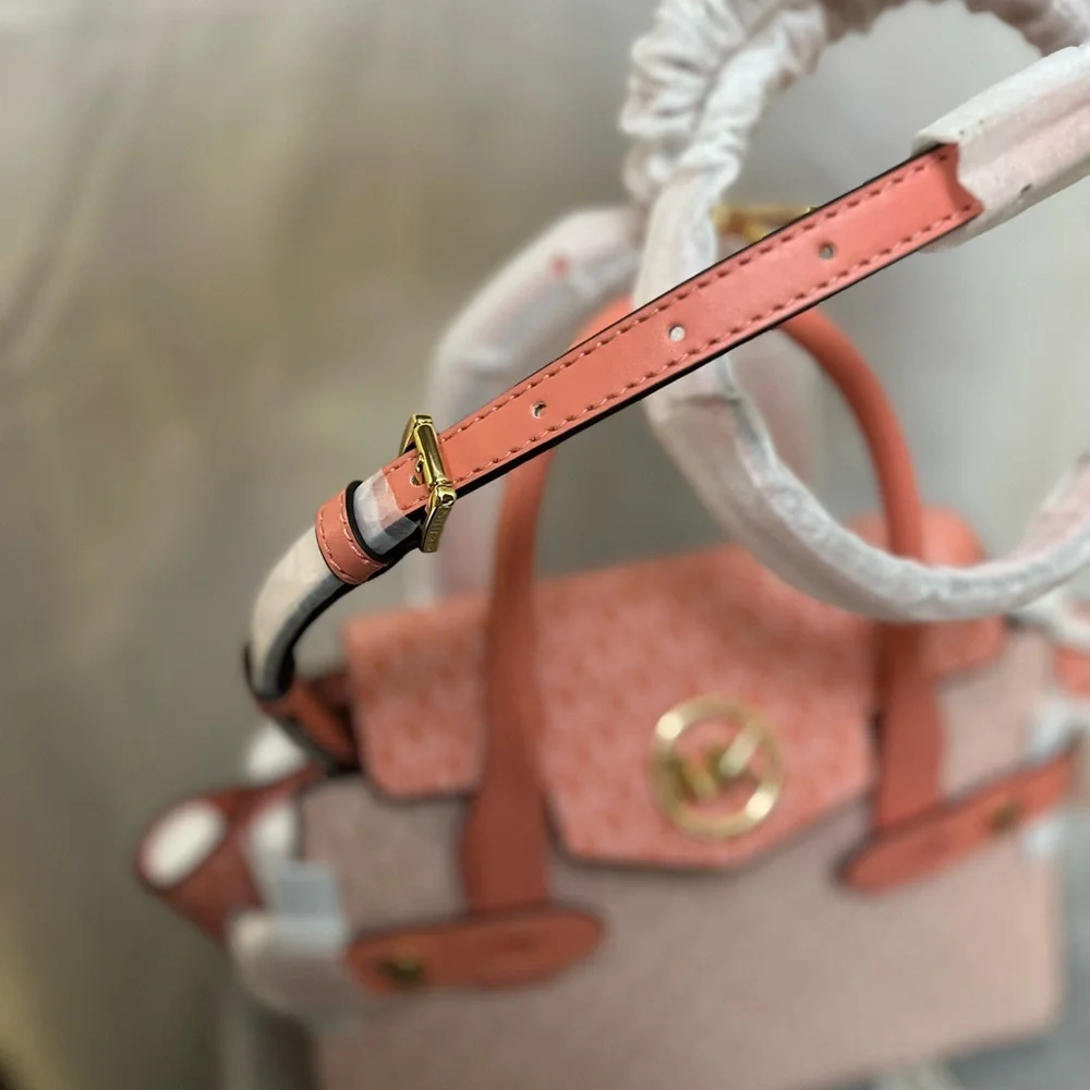 Michael Kors chic michael