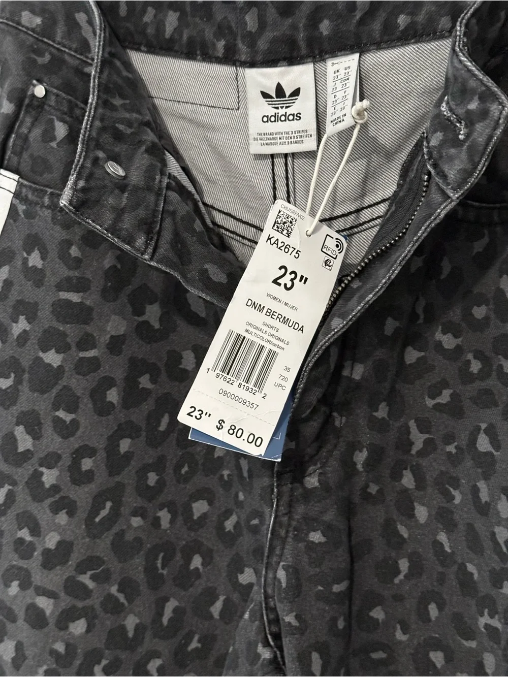 NWT adidas Originals Leopard Print Loose Denim Pants - Size 23”