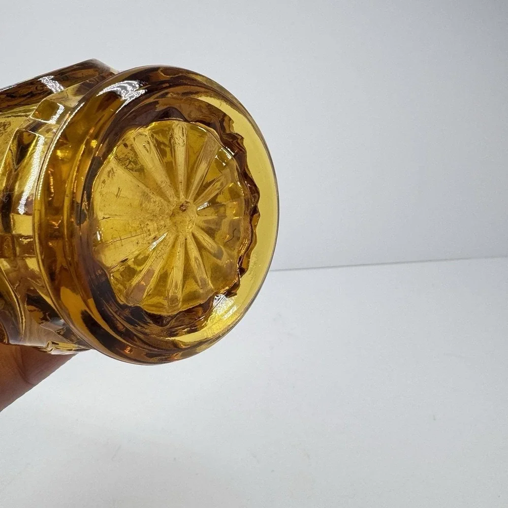 Amber & Vanilla vintage amber