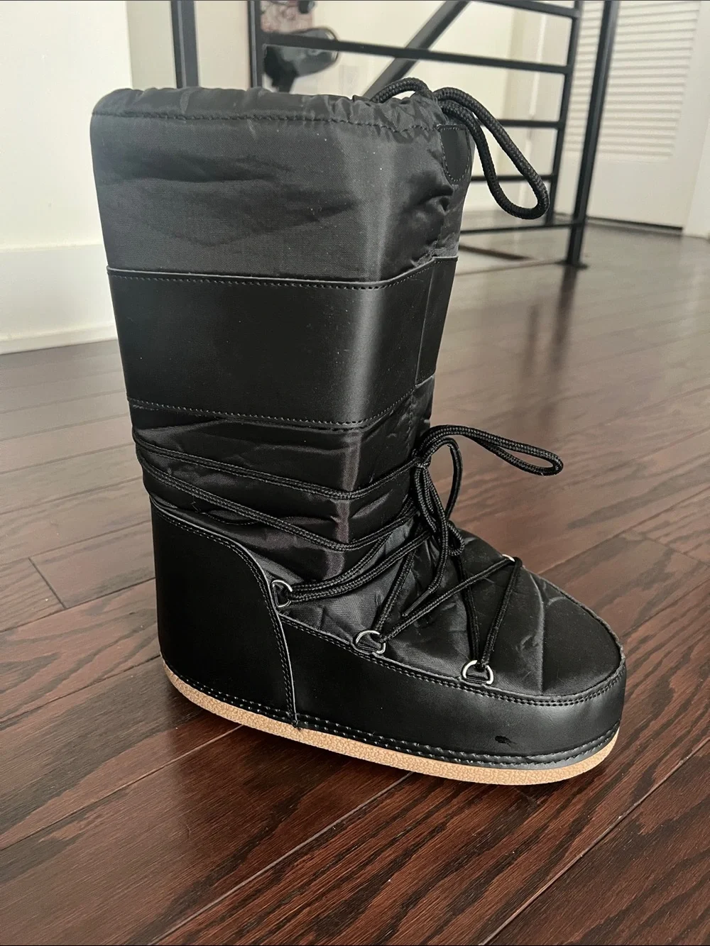 Women's Black Insulated Winter Snow Boots - Lace-Up Waterproof Style