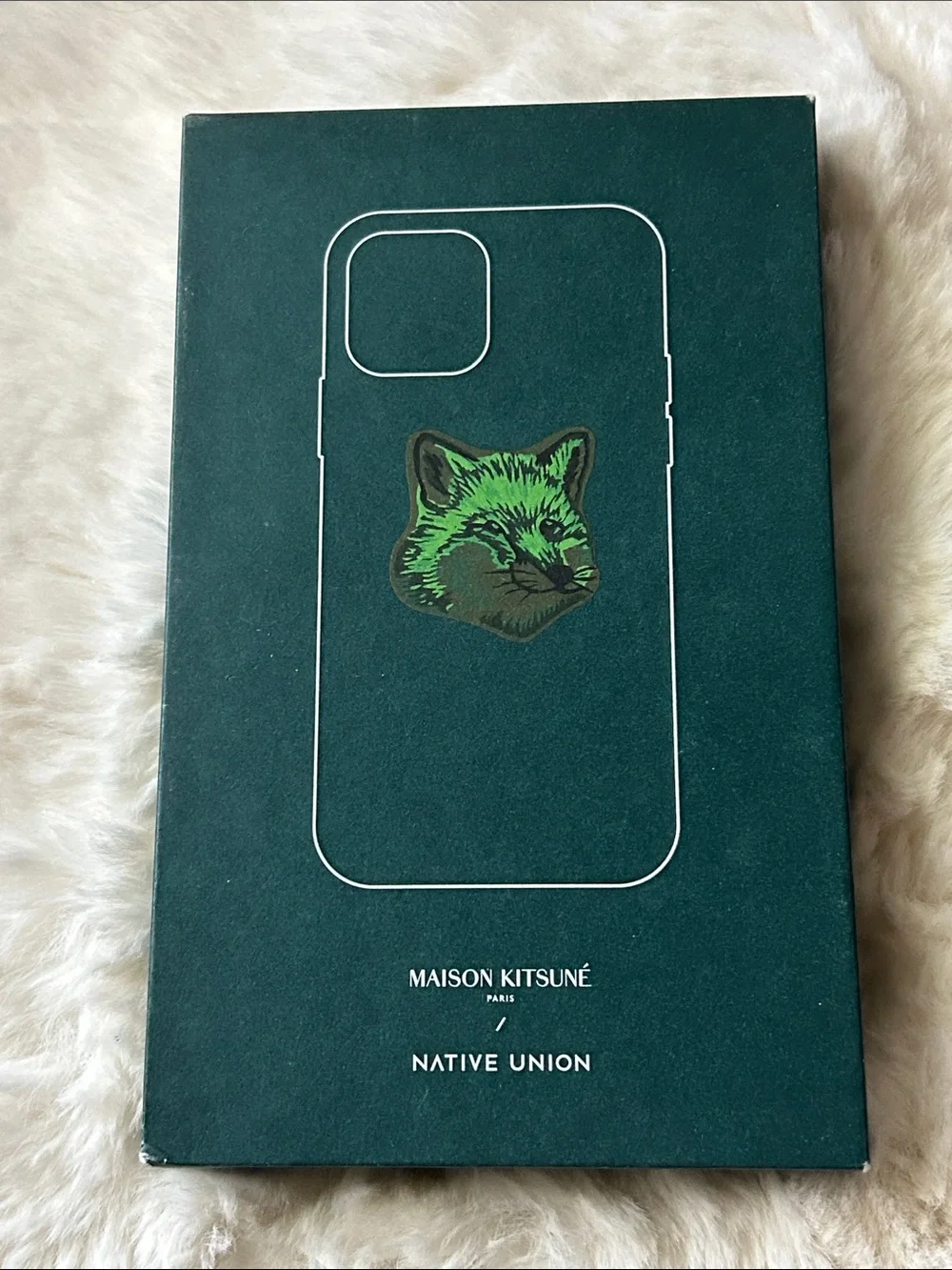 MAISON KITSUNE new box