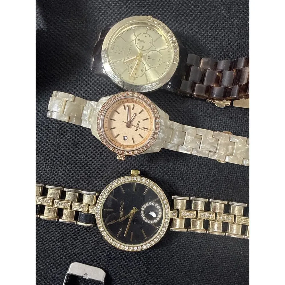 (A8)Bulk Lot 25 Watches Vintage And Modern New Batteries Fossil/Relic/PerryEllis