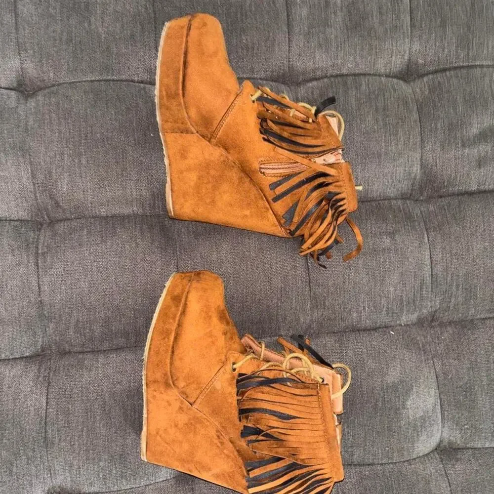 unbranded brown suede