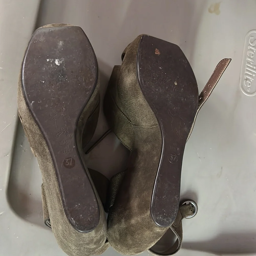 Marni wedge suede