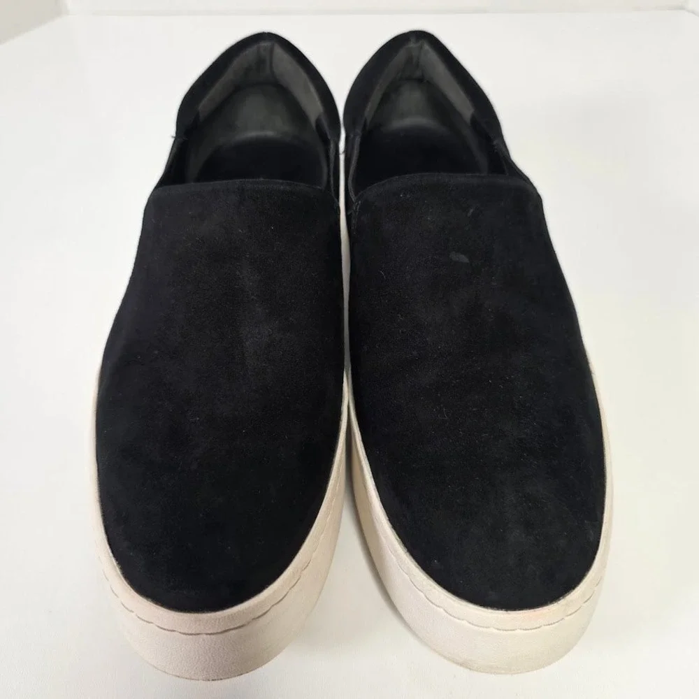 Vince effortless chic