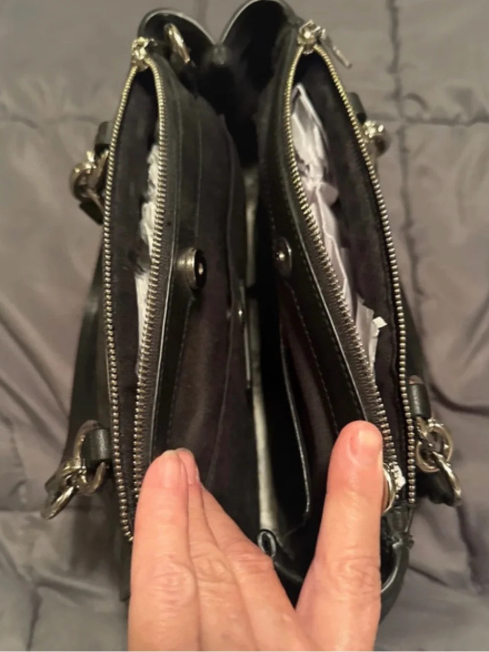 Coach satchel signature