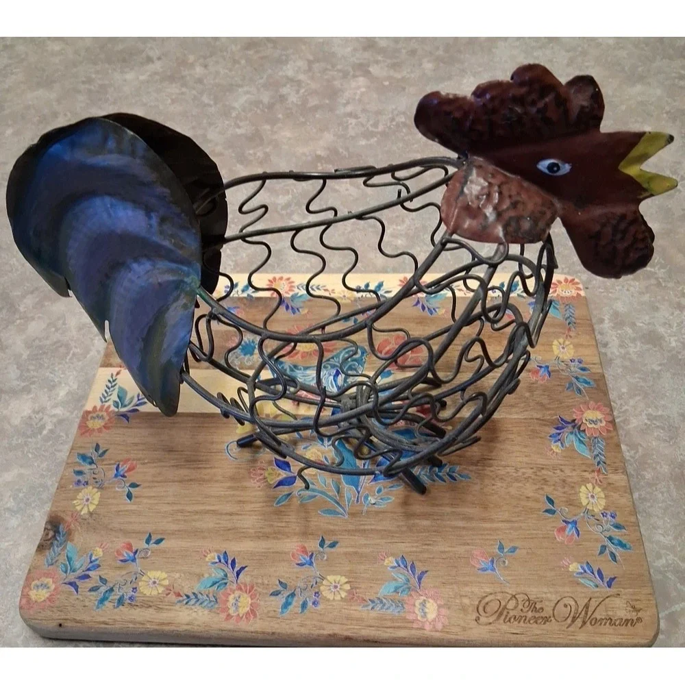 Vntg Country Egg Holder Wire Rooster‎ Basket Rustic Kitchen Decor