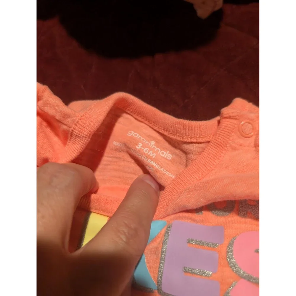 Unbranded graphic shipping print
