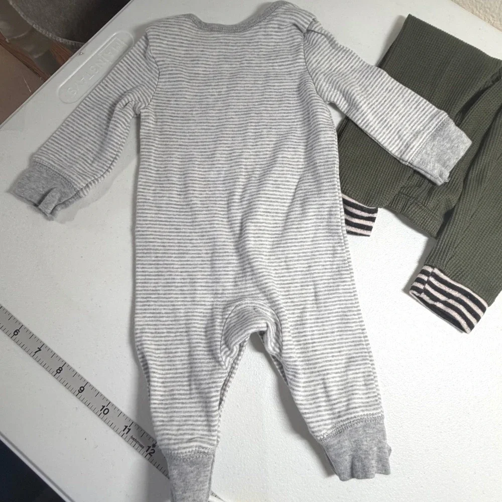 Carters Baby Bodysuit Lot & Dreamwear Pants 3M NB 18M Animal Construction Olive