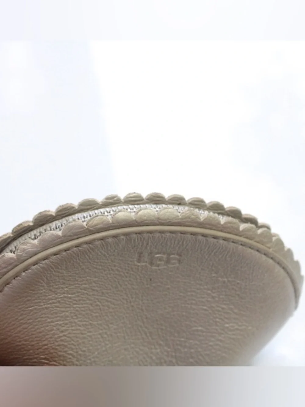 UGG nwot metallic