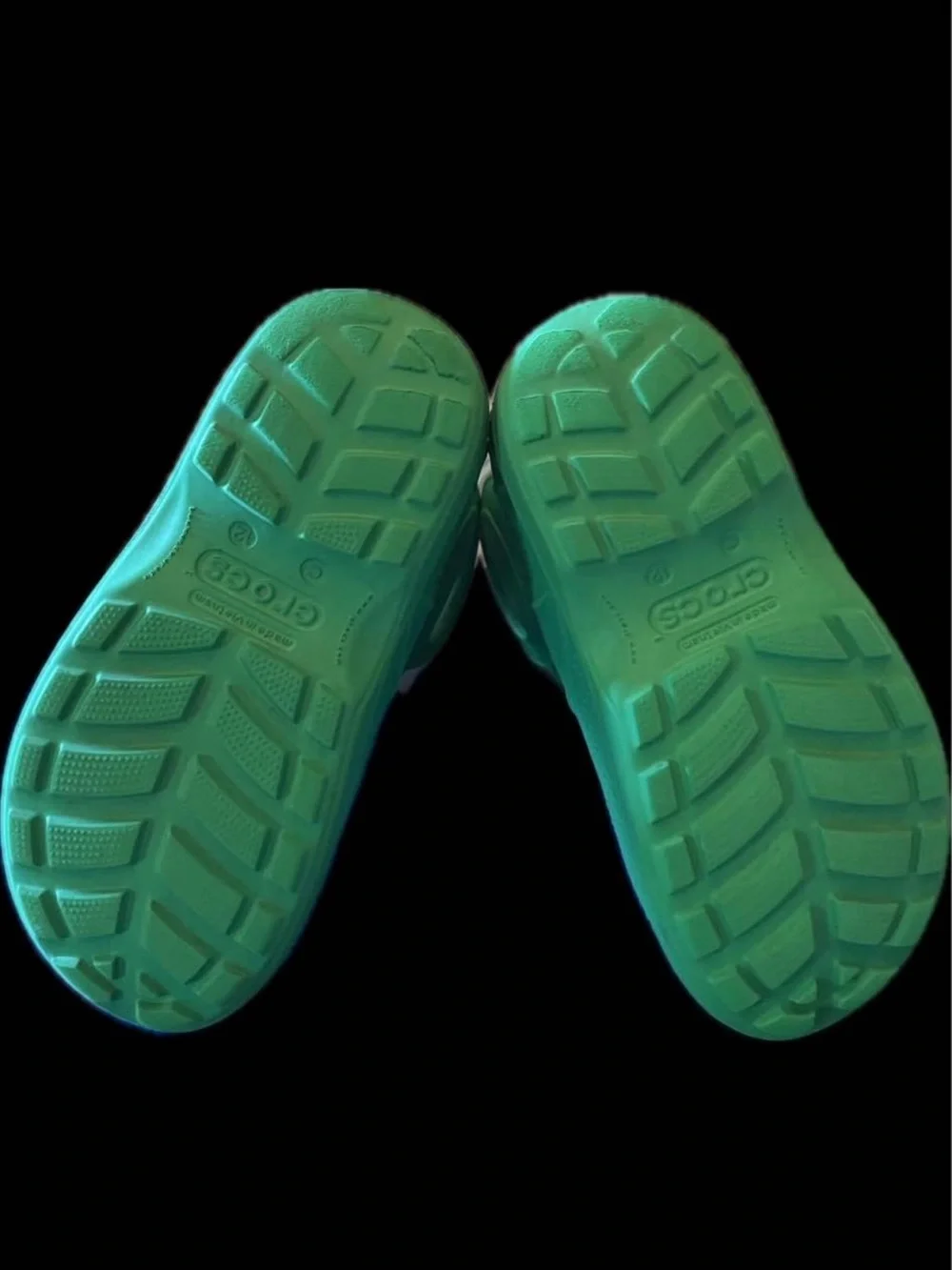 CROCS bright green