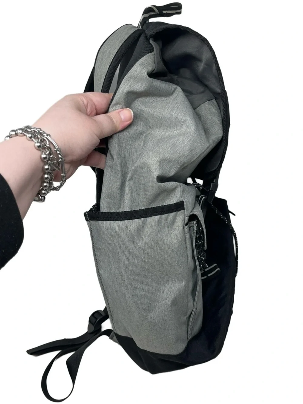 Burton this grey