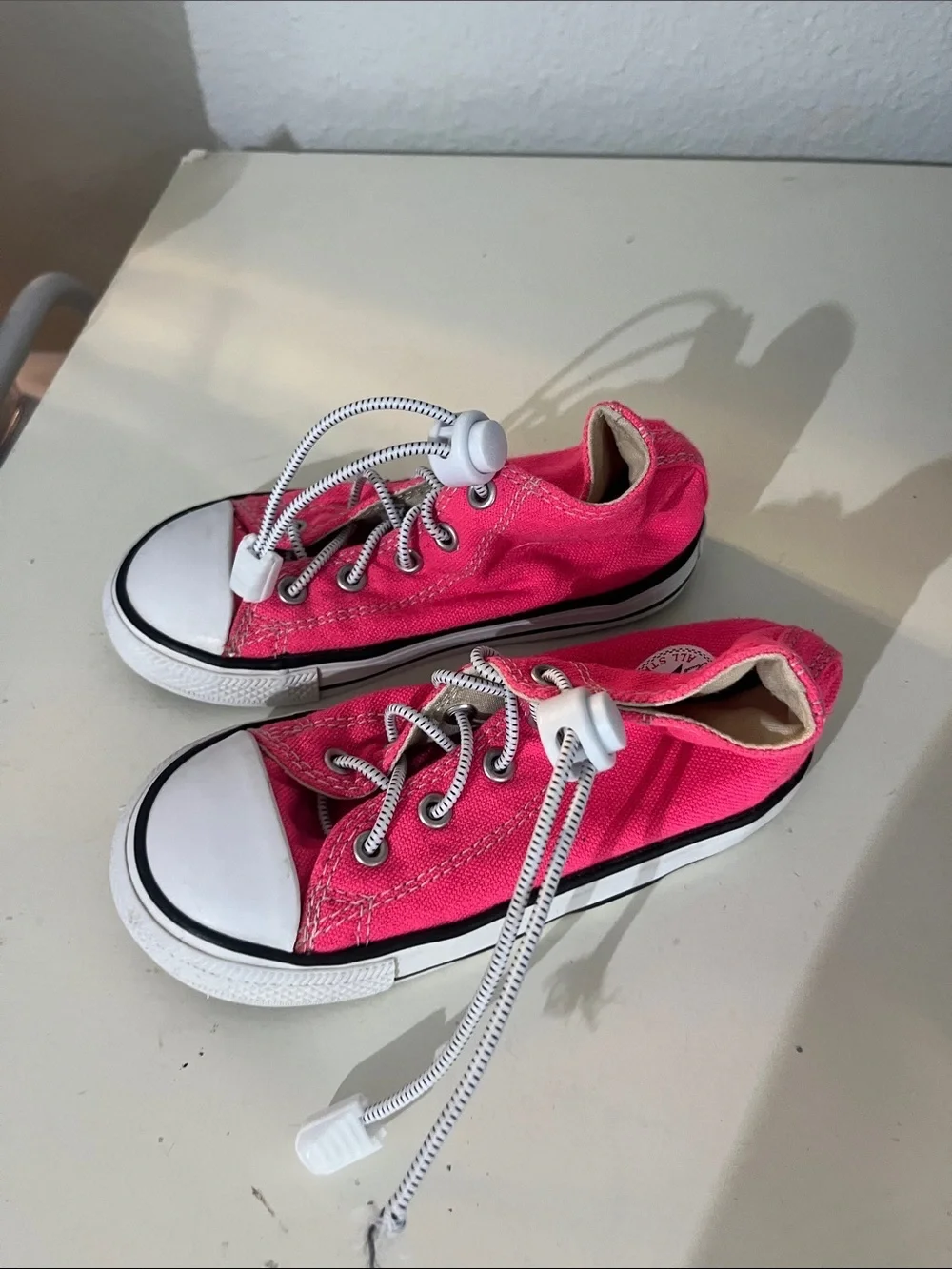 Converse Hi Tops Chucks Size 9 Hot Pink