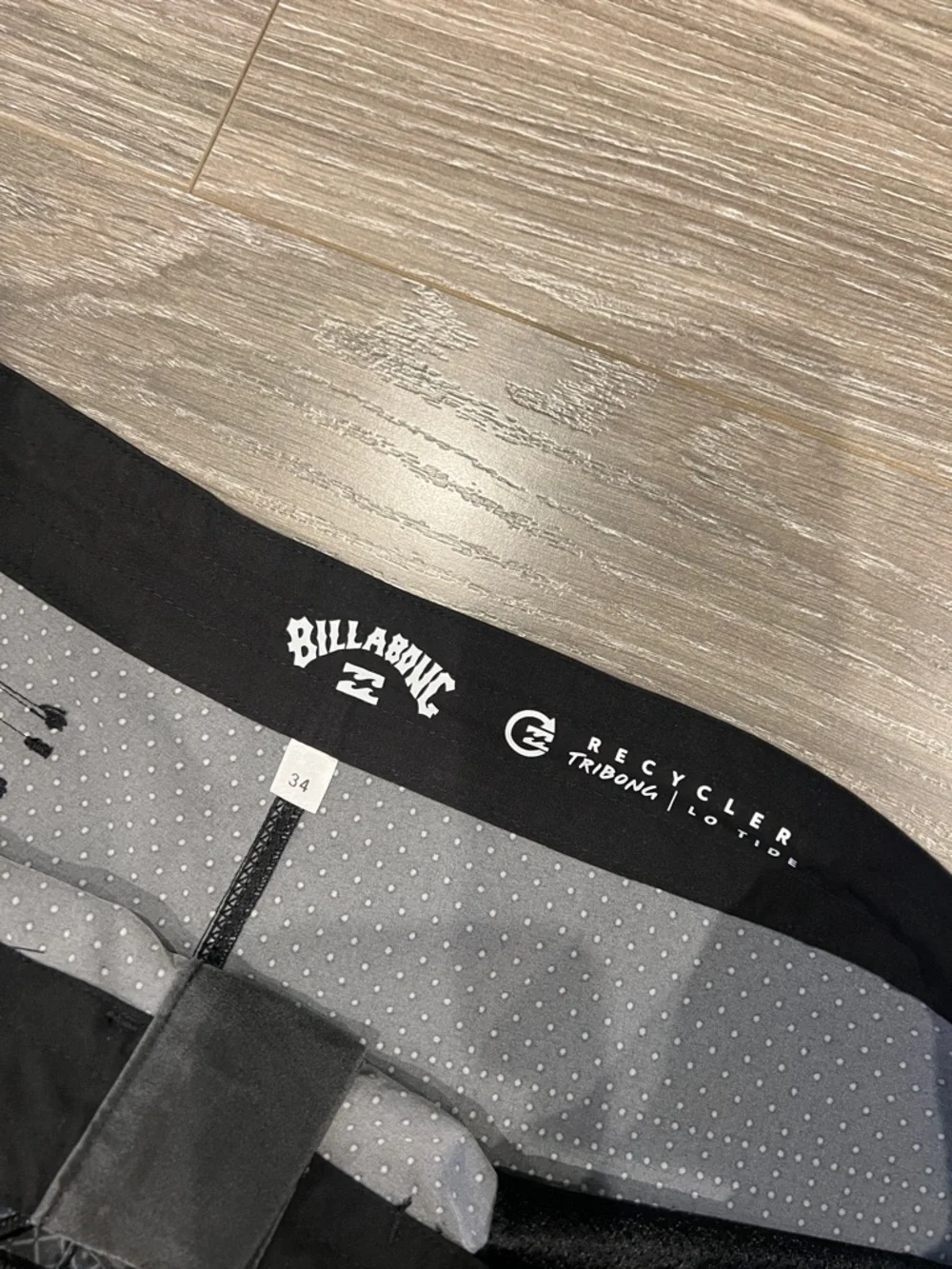 Billabong performance boardshorts