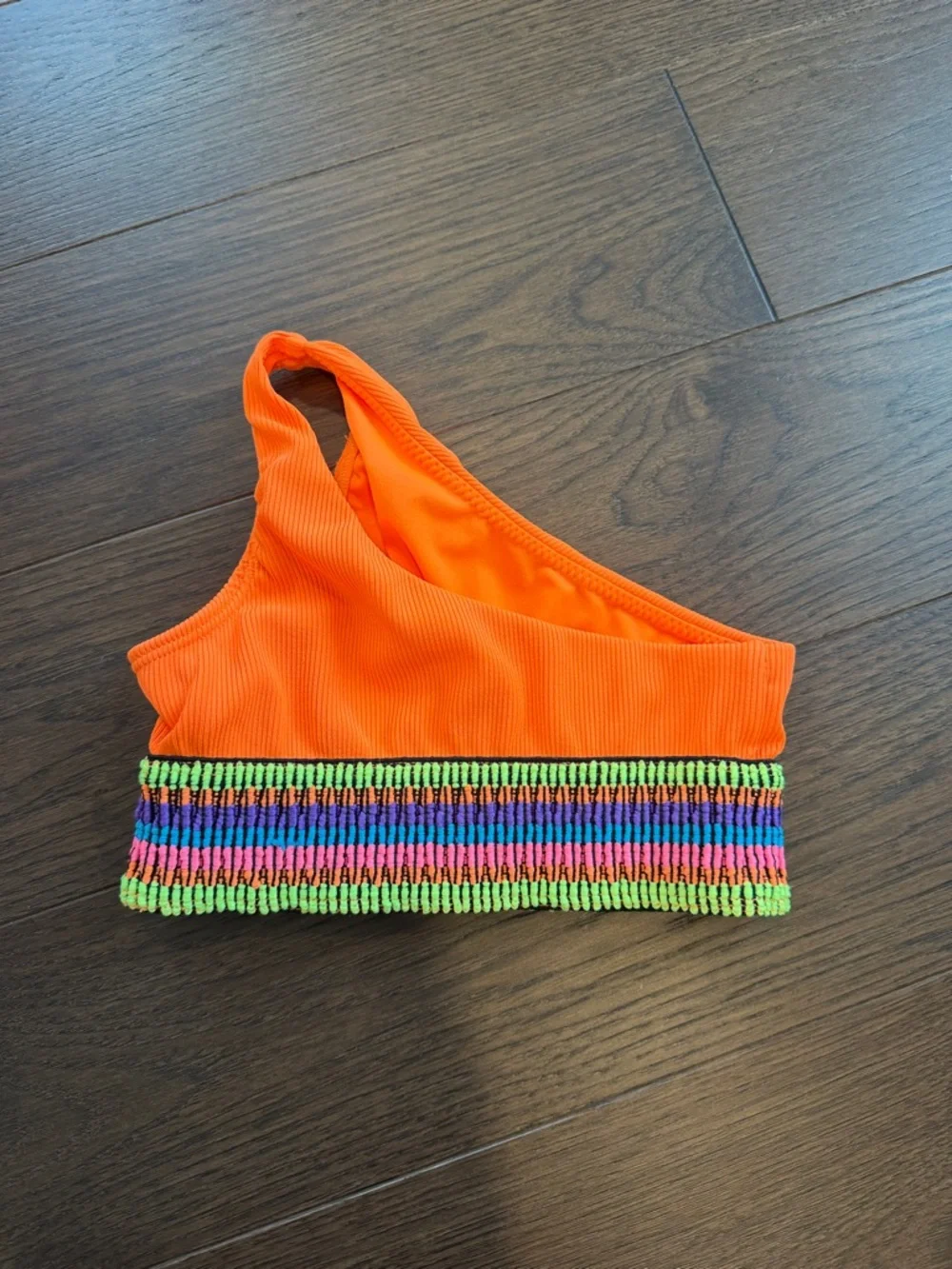 Peixoto one shoulder
