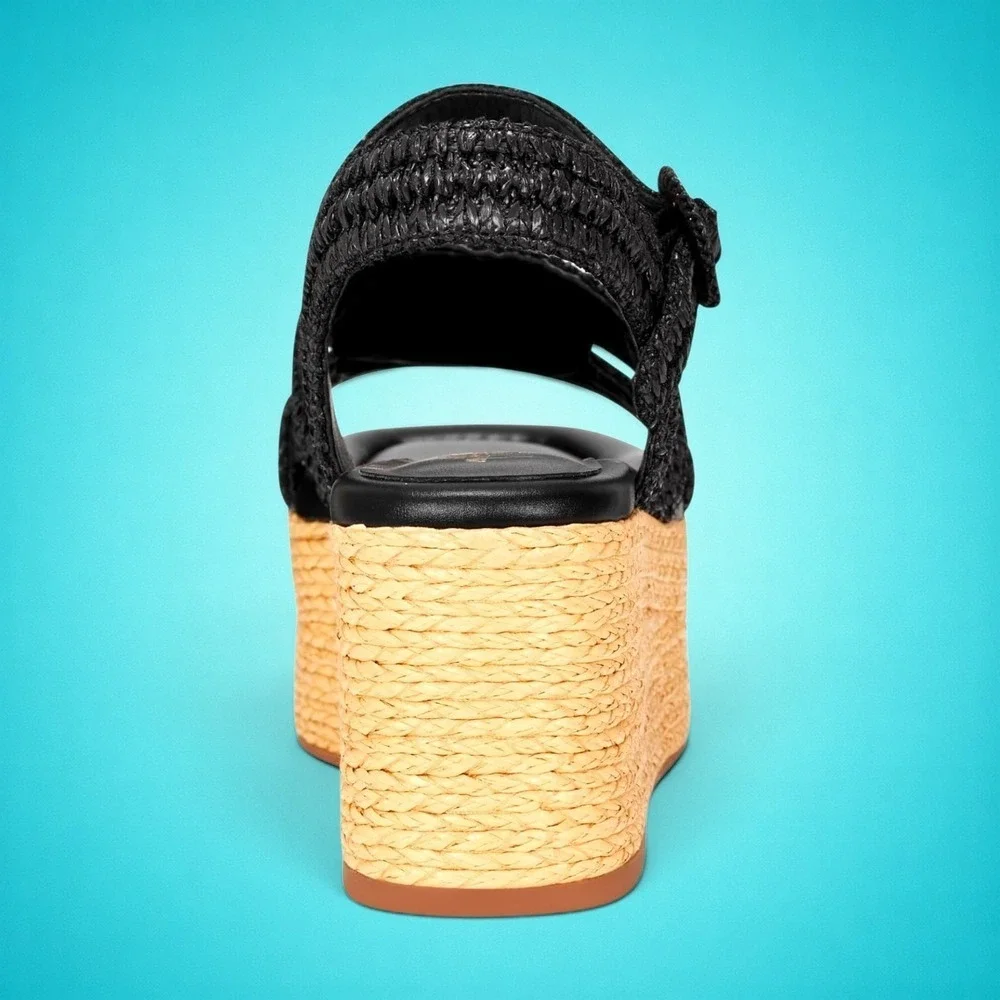 Marc Fisher product pair