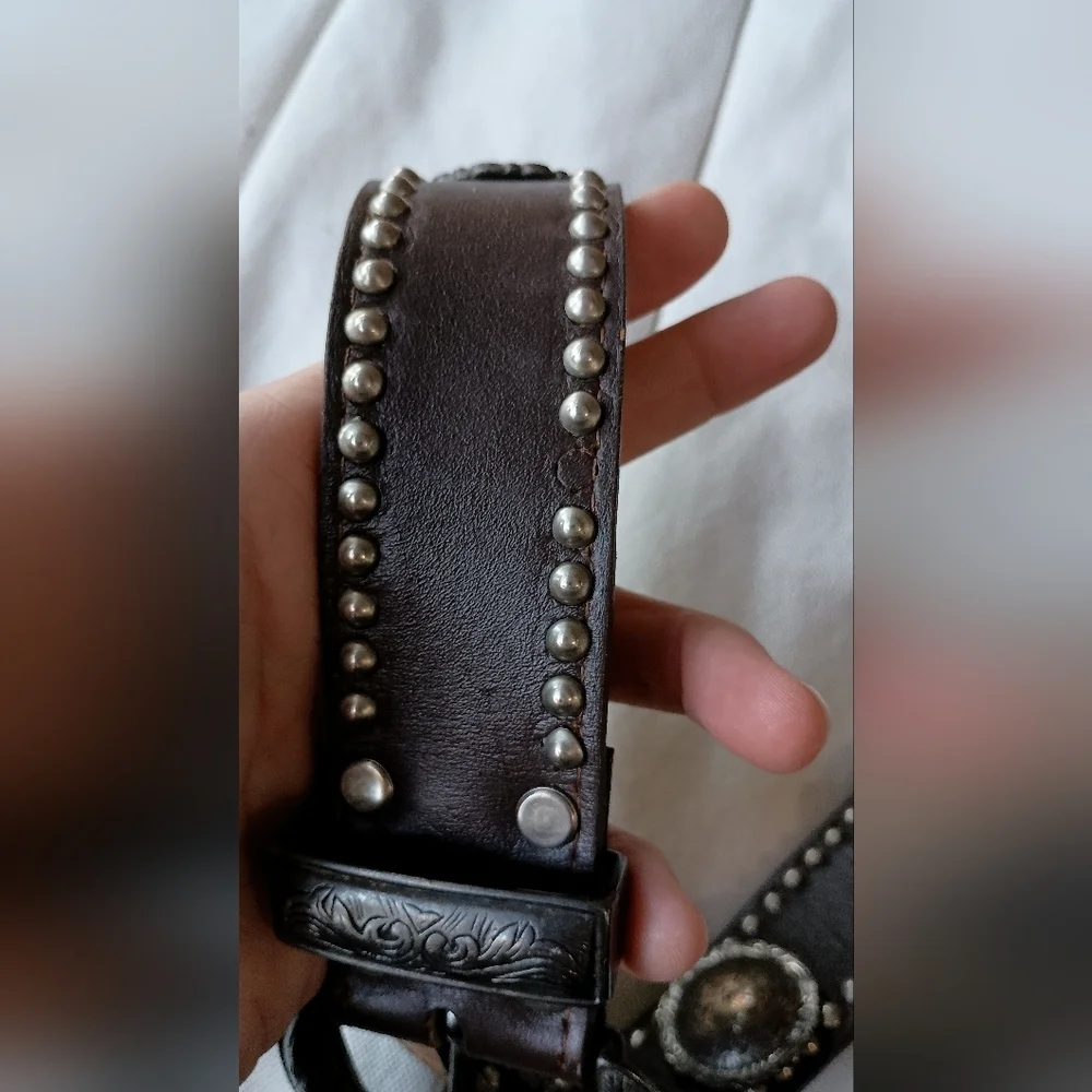 N/A stylish black