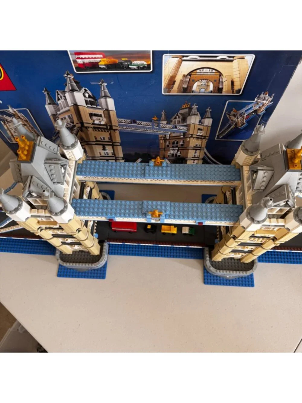 LEGO Creator Expert Tower Bridge Set 10214 W/ Box & Instructions 99.99% Complete