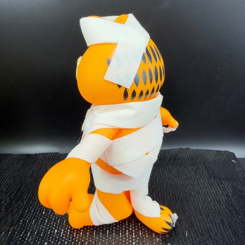 Enesco vintage garfield