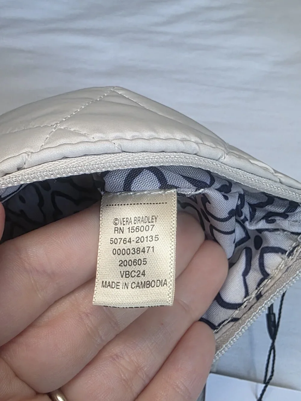 Vera Bradley Essential Zip Quilted Wristlet Clutch in Oyster Mushroom NWT