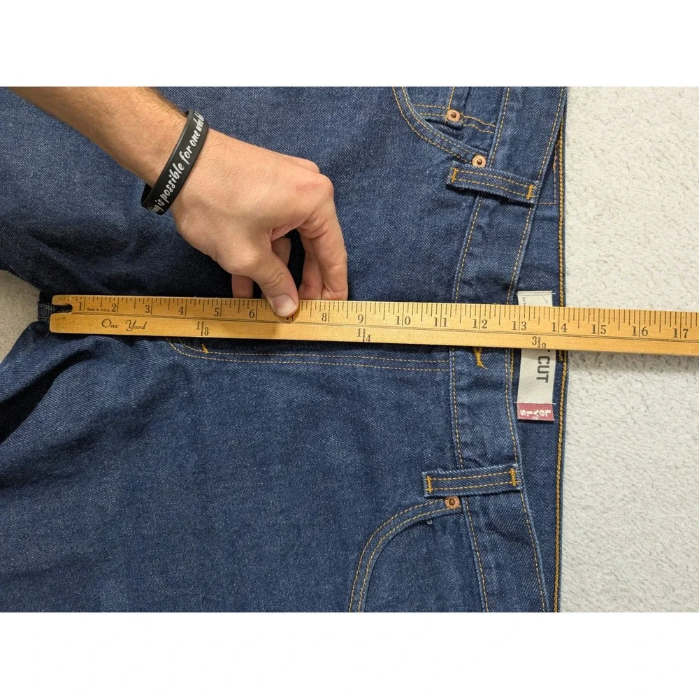 Levis levi 517