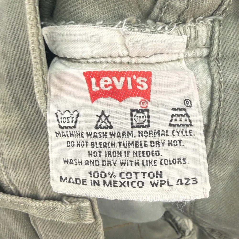 Levis pants have