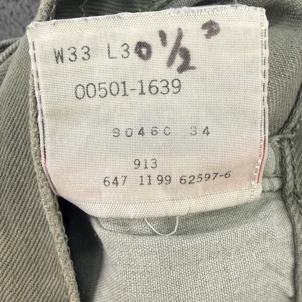 Levis pants have