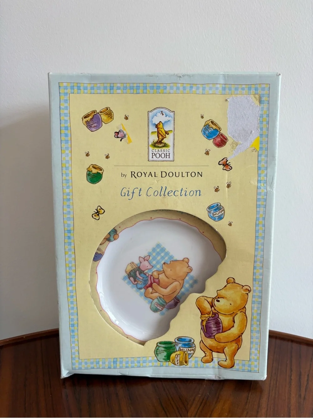 Royal Doulton Vintage Classic Disney Winnie the Pooh 3-Piece Boxed Gift Set