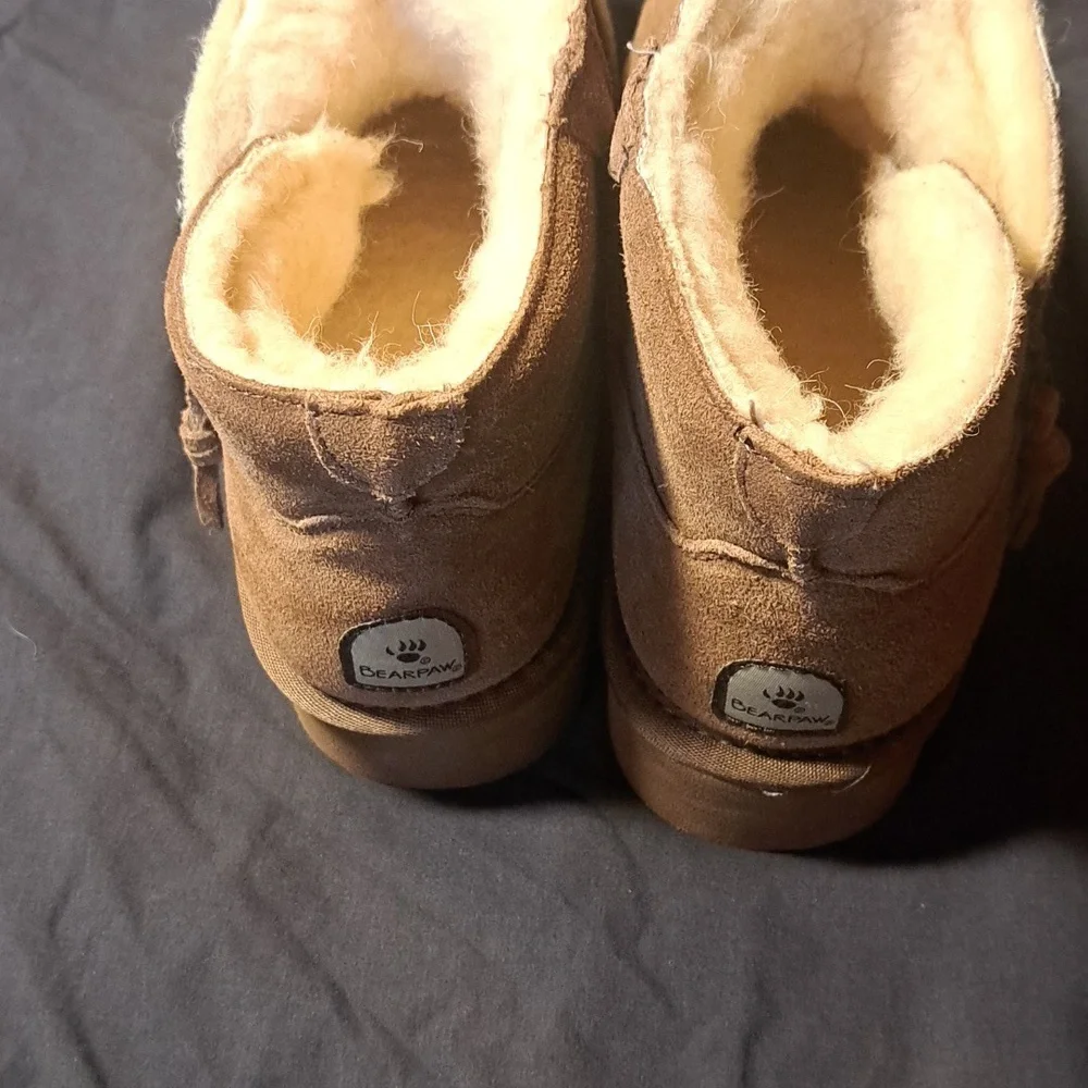 BearPaw nwot women