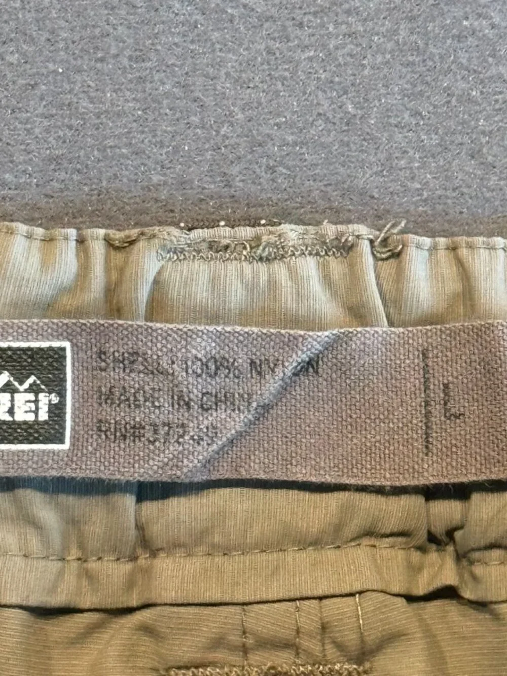 REI Cargo Shorts Mens Large 9