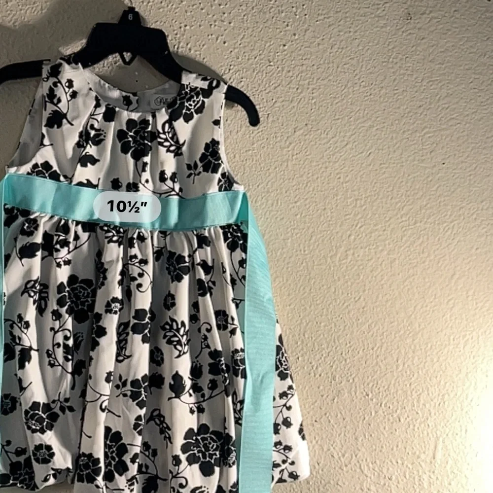 Polly Flinders elegant black