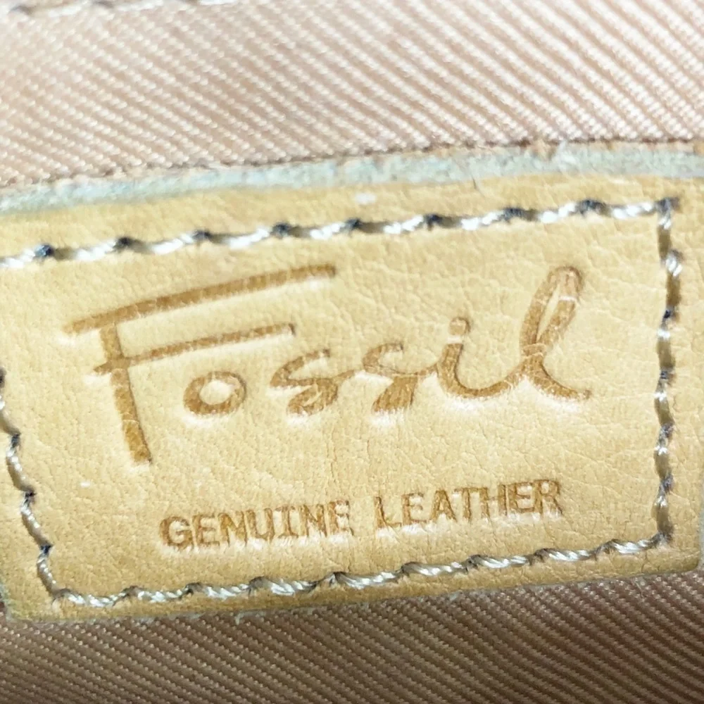 Fossil tan pebbled