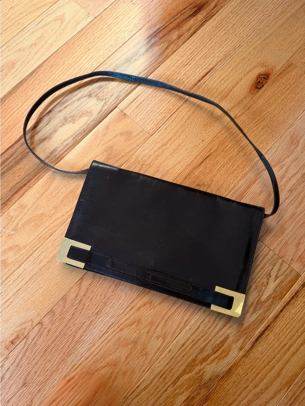 Boutique Lilly Montreal Leather Purse