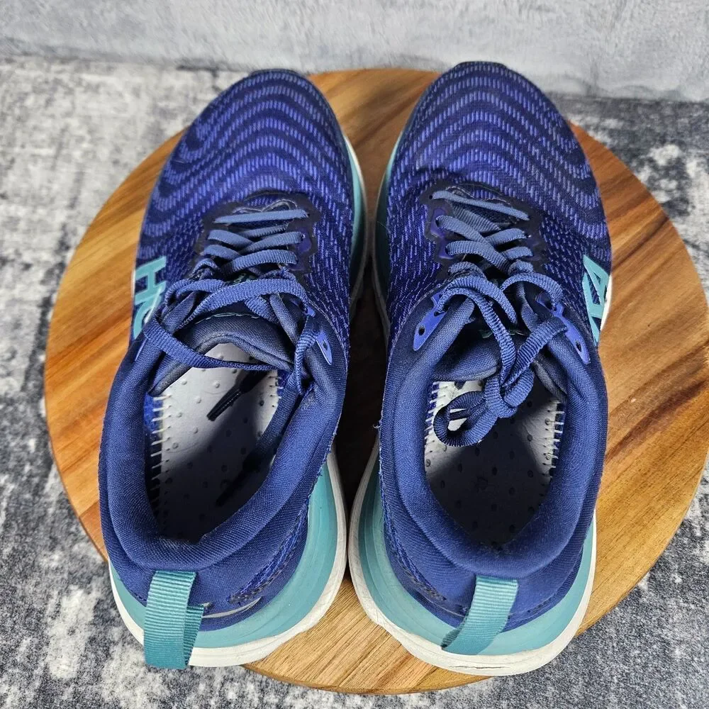 Hoka One One hoka one
