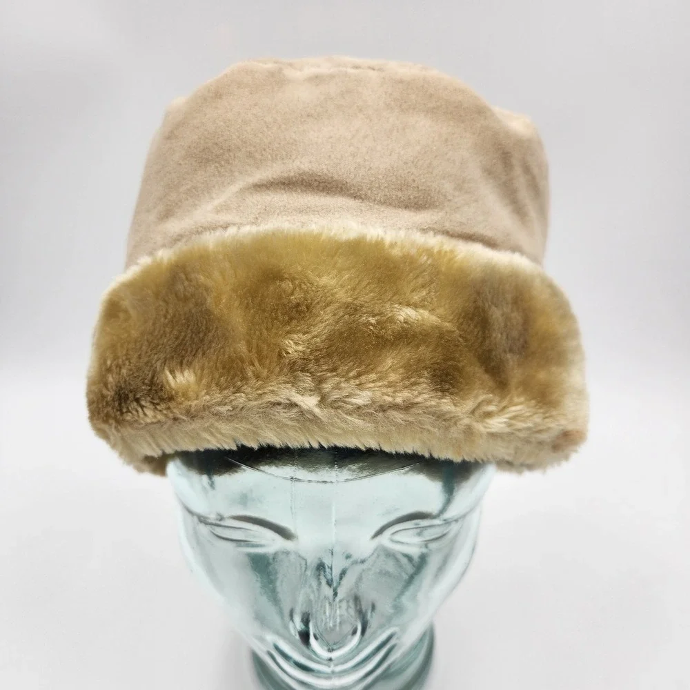 VTG Totes Genuine Shearling Sheepskin‎ Cloche Hat Suede Winter Bucket Cap Tan