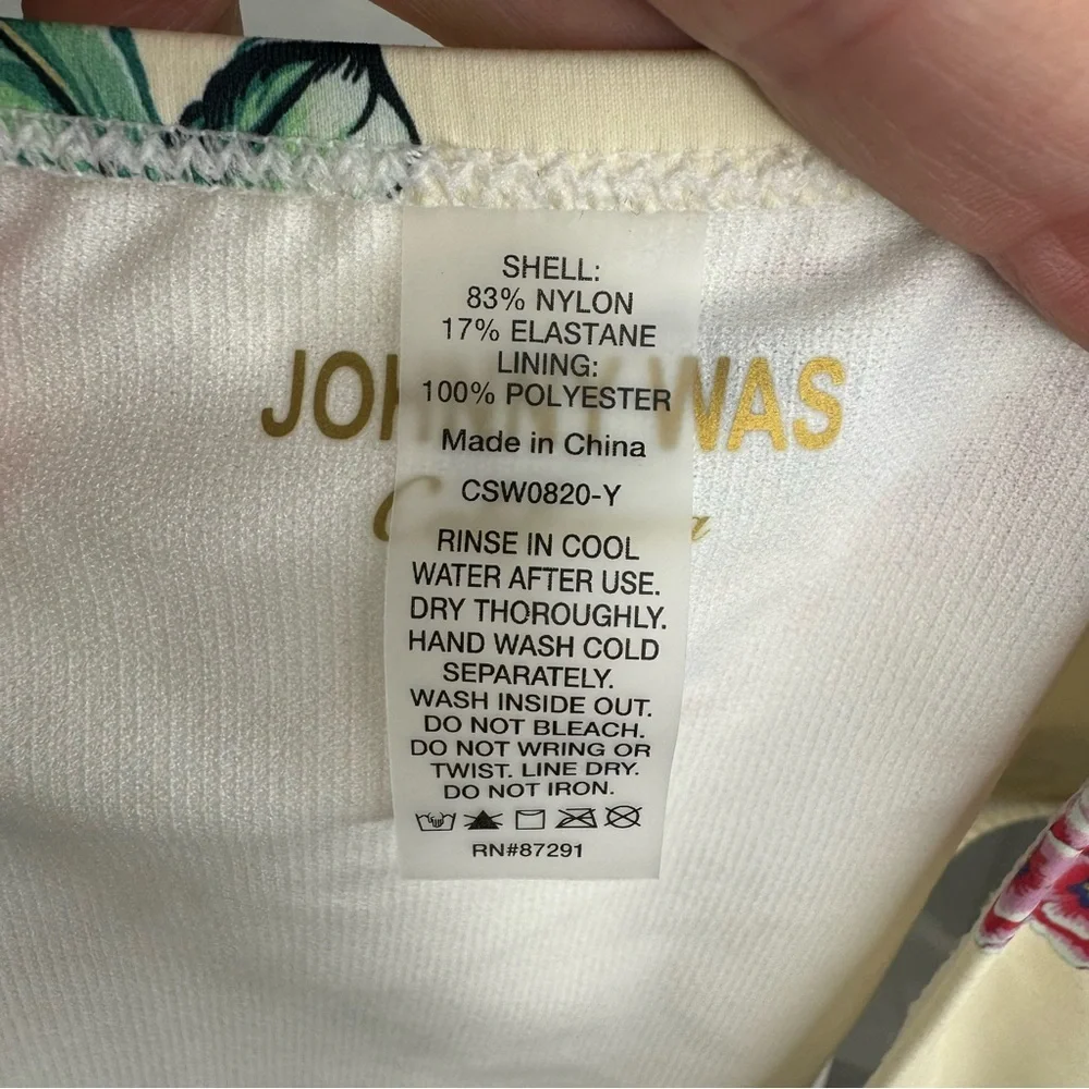 Johnny Was Maya Hipster Cream color with Bold Flowers New with Tags size XL