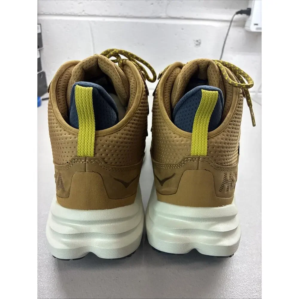 Hoka One One hoka one