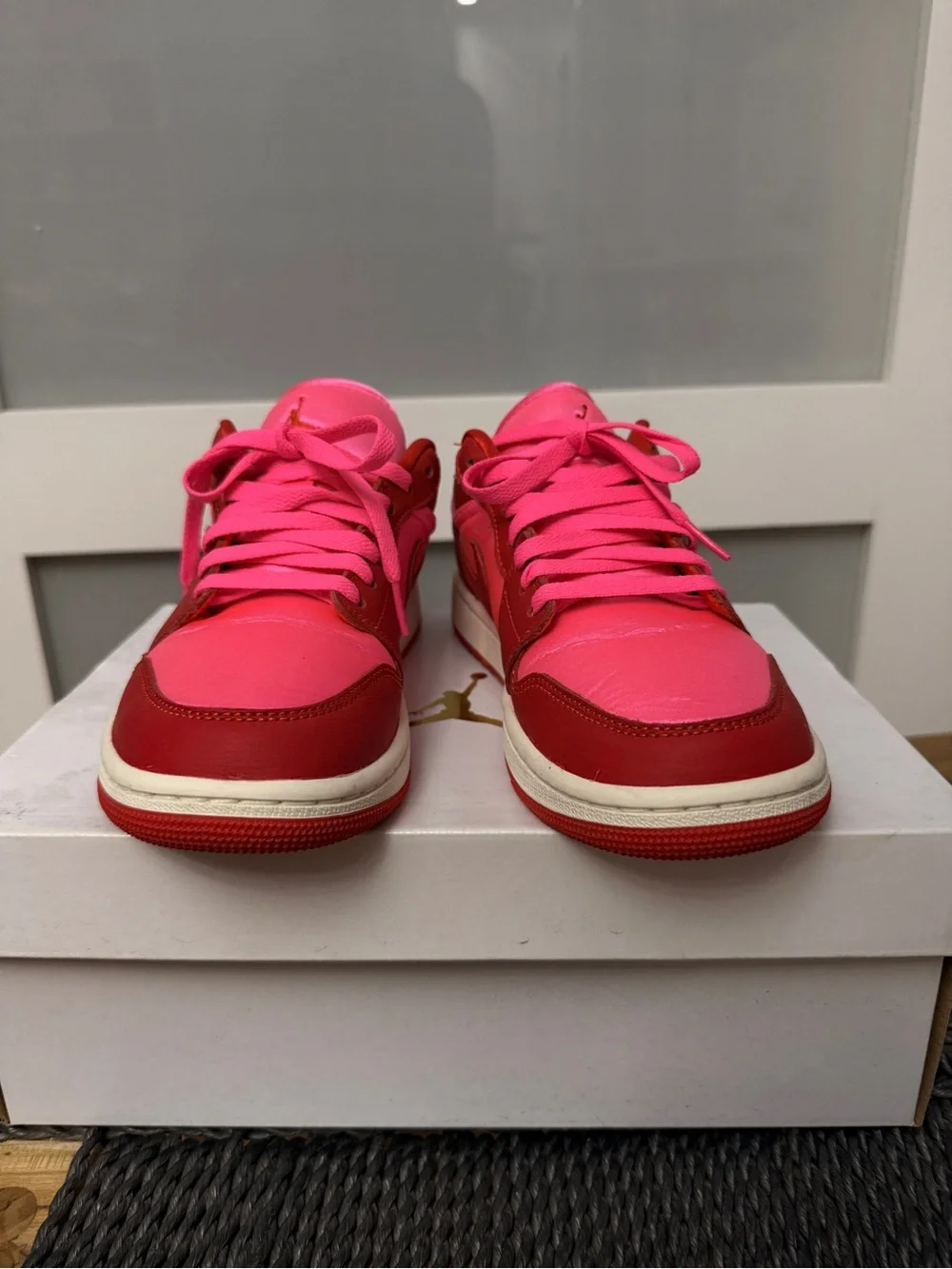 Nike bold red
