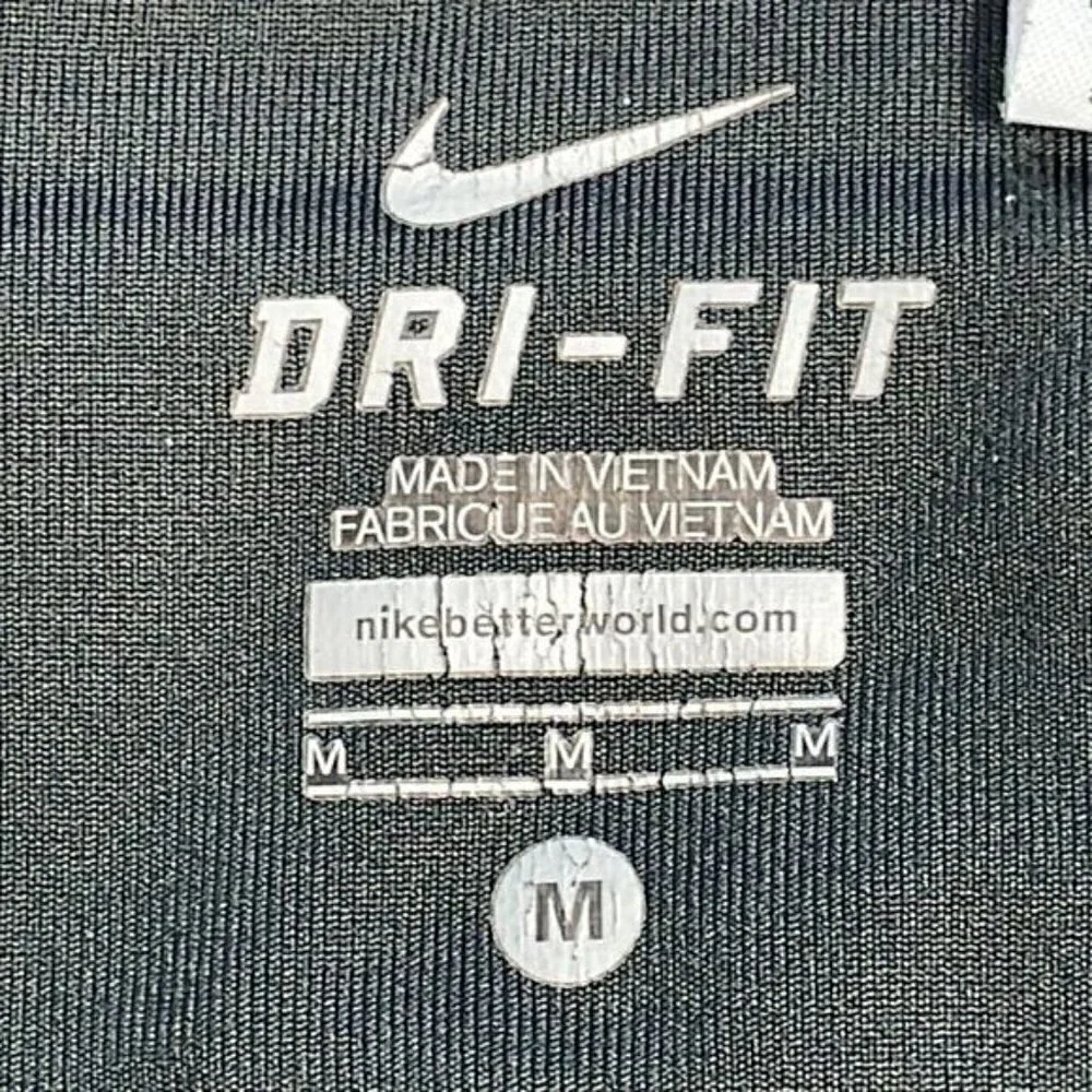 Nike filament capri