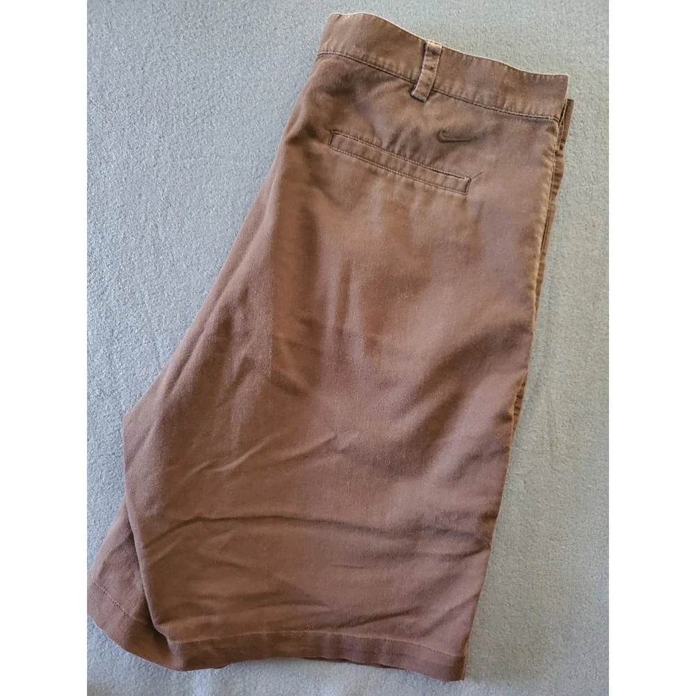 Nike Shorts Mens 36 Golf Dri Fit‎ Chino Pleated  Front Casual Pockets Brown