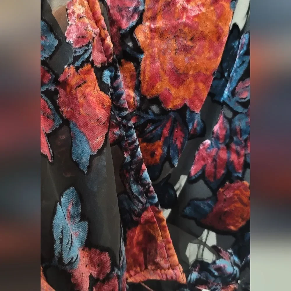 FREE PEOPLE “Tied‎ to You” Floral Velvet V-Neck Tie Shoulder Sleeveless Tank