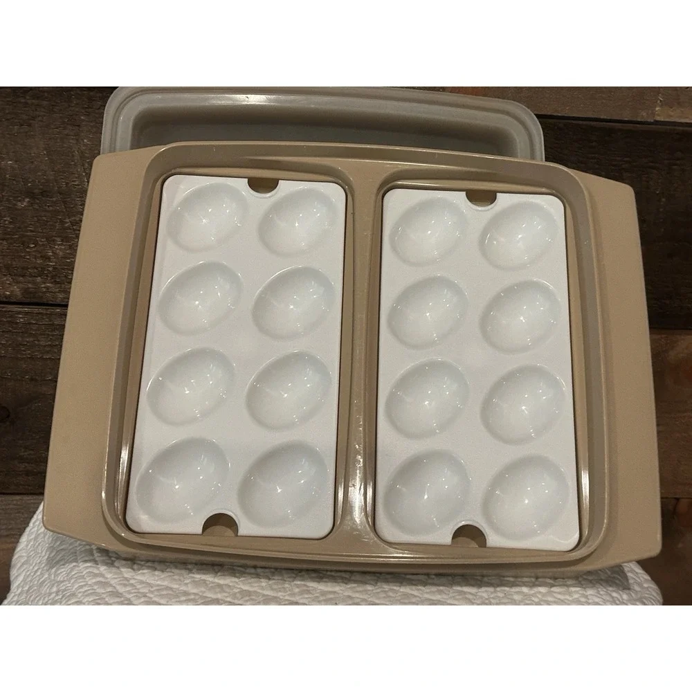 Tupperware vintage deviled