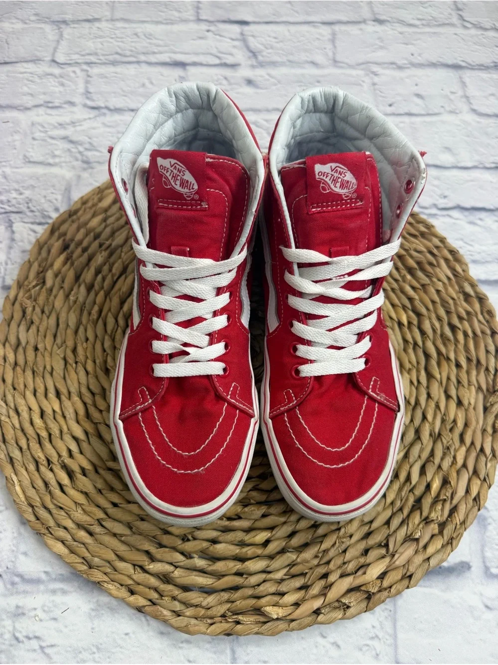 Vans classic red