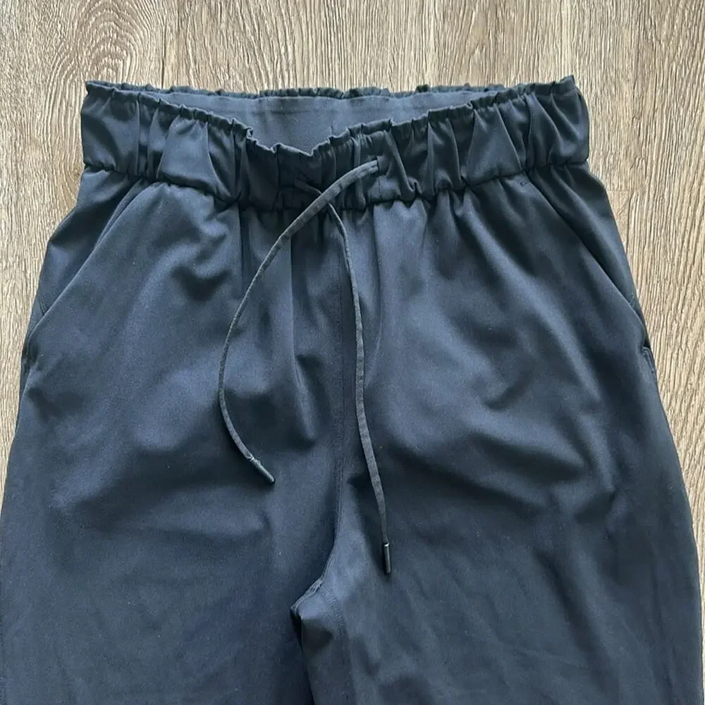 lululemon athletica excellent gently