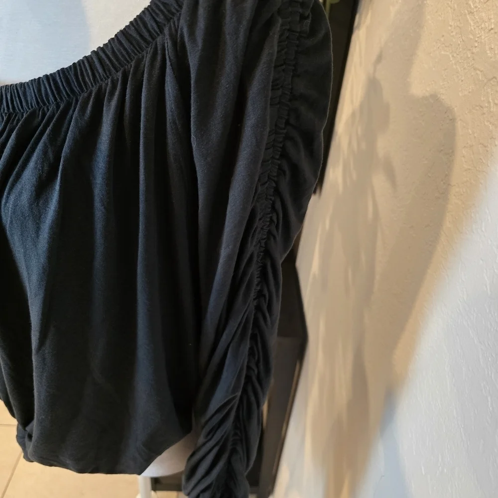 Free People chic black