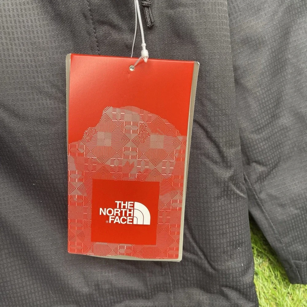 The North Face shop confidence