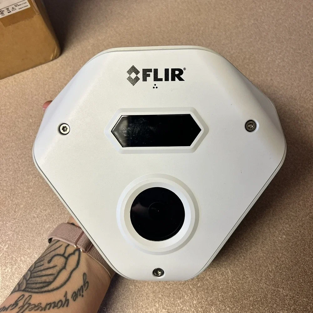 FLIR Ariel‎ 3MP CC-3103-01-I 3 Megapixel Outdoor Network IR Corner Camera