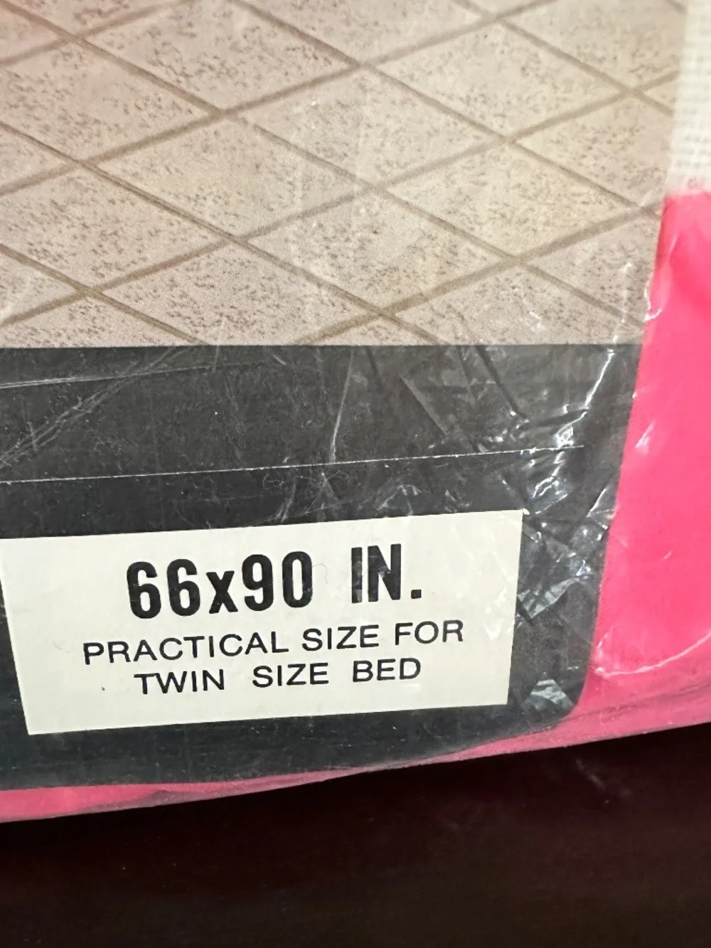 Bibb Blanket home edge